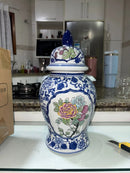 Vaso de Porcelana Azul Profundo com Detalhes Brancos – Estilo Clássico 40x19