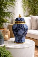 Vaso Decorativo Clássico de Porcelana Azul Marinho e Dourado com Tampa – 34x20 cm
