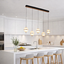 Lustre Pendente Moderno com 5 Cúpulas Brancas em Metal Preto – Ideal para Sala e Cozinha