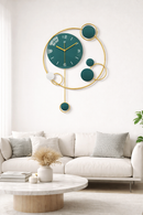 Relógio de Parede 3D Contemporâneo Nórdico Metal Verde/Dourado 68x40 – Vazado