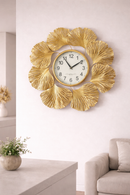 Relógio de Parede Luxuoso em Metal Dourado – Design Europeu com Folhas 3D | 66 cm
