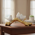 Escultura Decorativa 3 Pássaros Branco em Poliresina com Base Dourada 23x11 cm