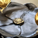 Escultura Decorativa Dourada Pássaros no Comedouro – 17 x 5 cm
