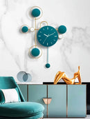 Relógio de Parede 3D Contemporâneo Nórdico em Metal – Verde com Dourado | 84 x 55 cm