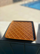 Bandeja Quadrada de Porcelana Marrom 20x20cm Estilo Waffle Elegante