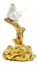 Escultura Decorativa Pássaro Branco com Estrutura Dourada 15x10 cm