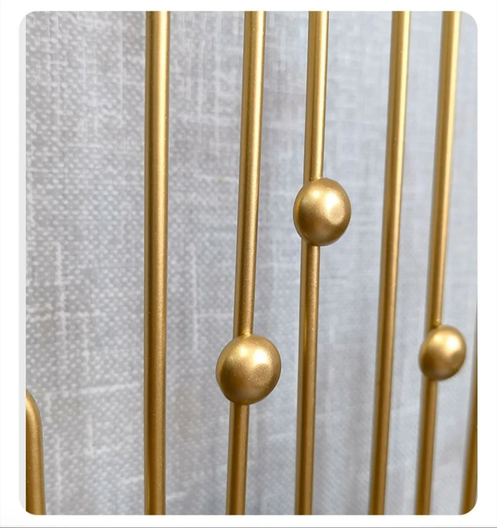 Relógio de Parede 3D Dourado em Metal – Design Europeu 50cm Vazado