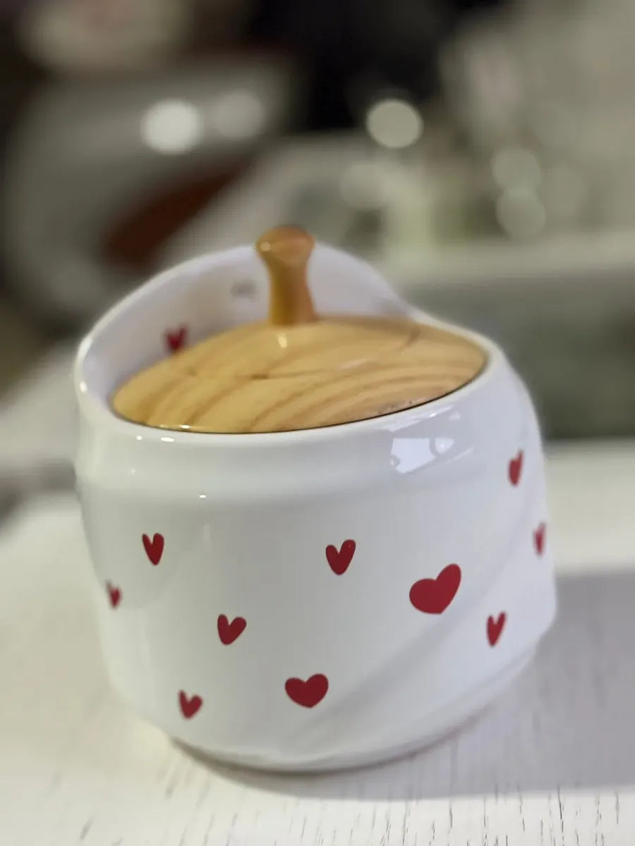 Saleiro Porcelana Branco com Corações Vermelhos Love 15x11x15 cm