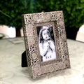 Porta Retrato Vintage Prata Metal Vazado Brilhante 7x12 Prateado Imperial