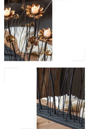 Porta-Vela Castiçal Escultura Romântica em Metal Preto/Dourado