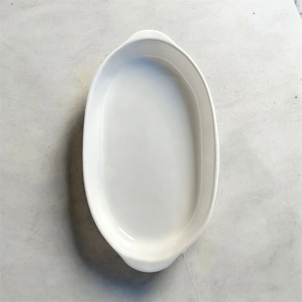 Travessa Branca Oval Professional em Cerâmica com Alça 30x17cm
