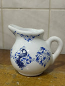 Leiteira Porcelana Azul Cavalo Marinho Elegante 18cm