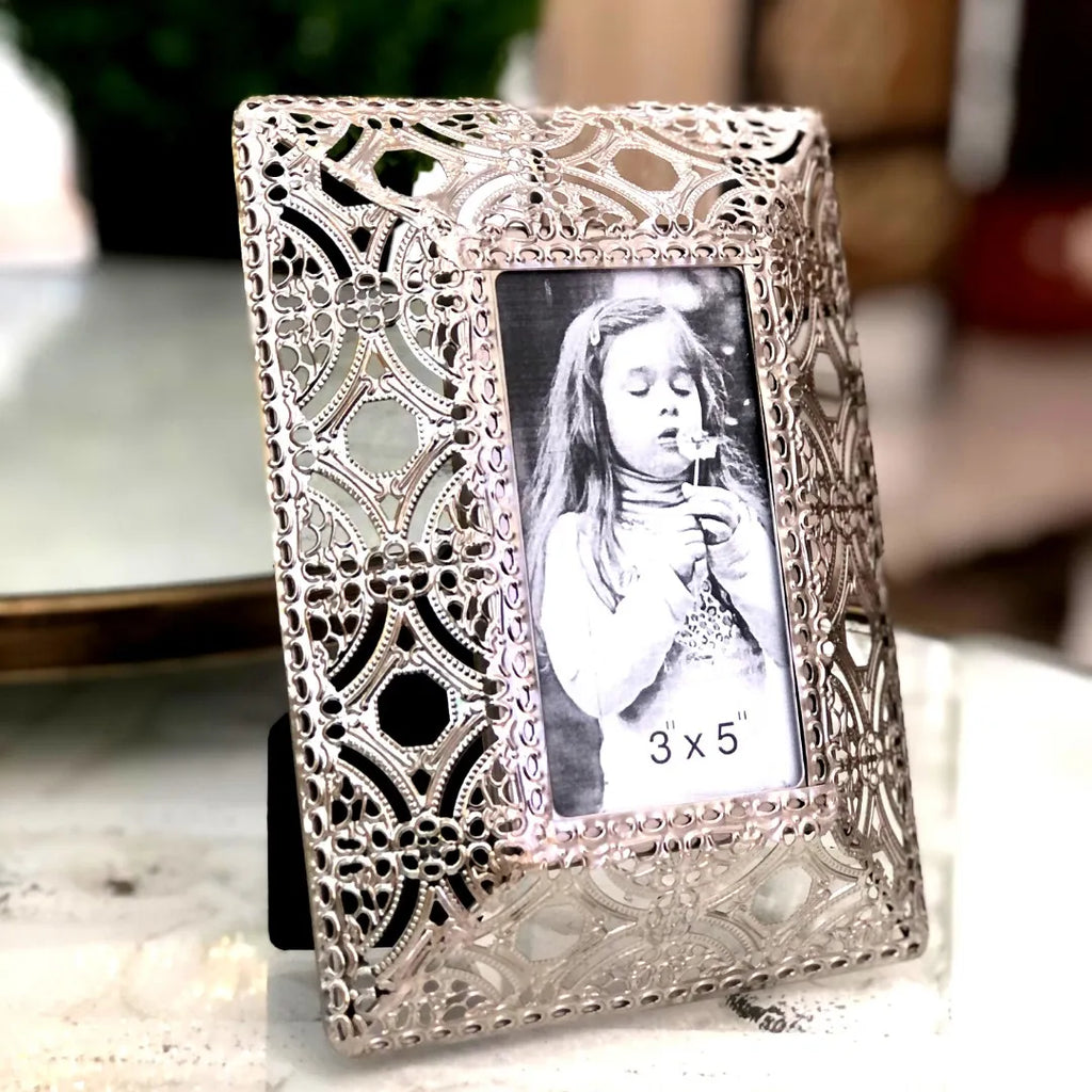 Porta Retrato 7x12 Vintage Prata Metal Vazado Brilhante Prateado Imperial