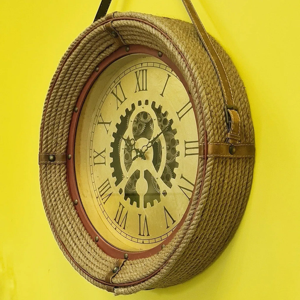 Relógio de Parede Vintage 65cm com Alça em Couro – Marrom e Bege