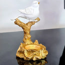 Escultura Decorativa Pássaro em Poliresina com Castiçal Dourado 16x10 cm