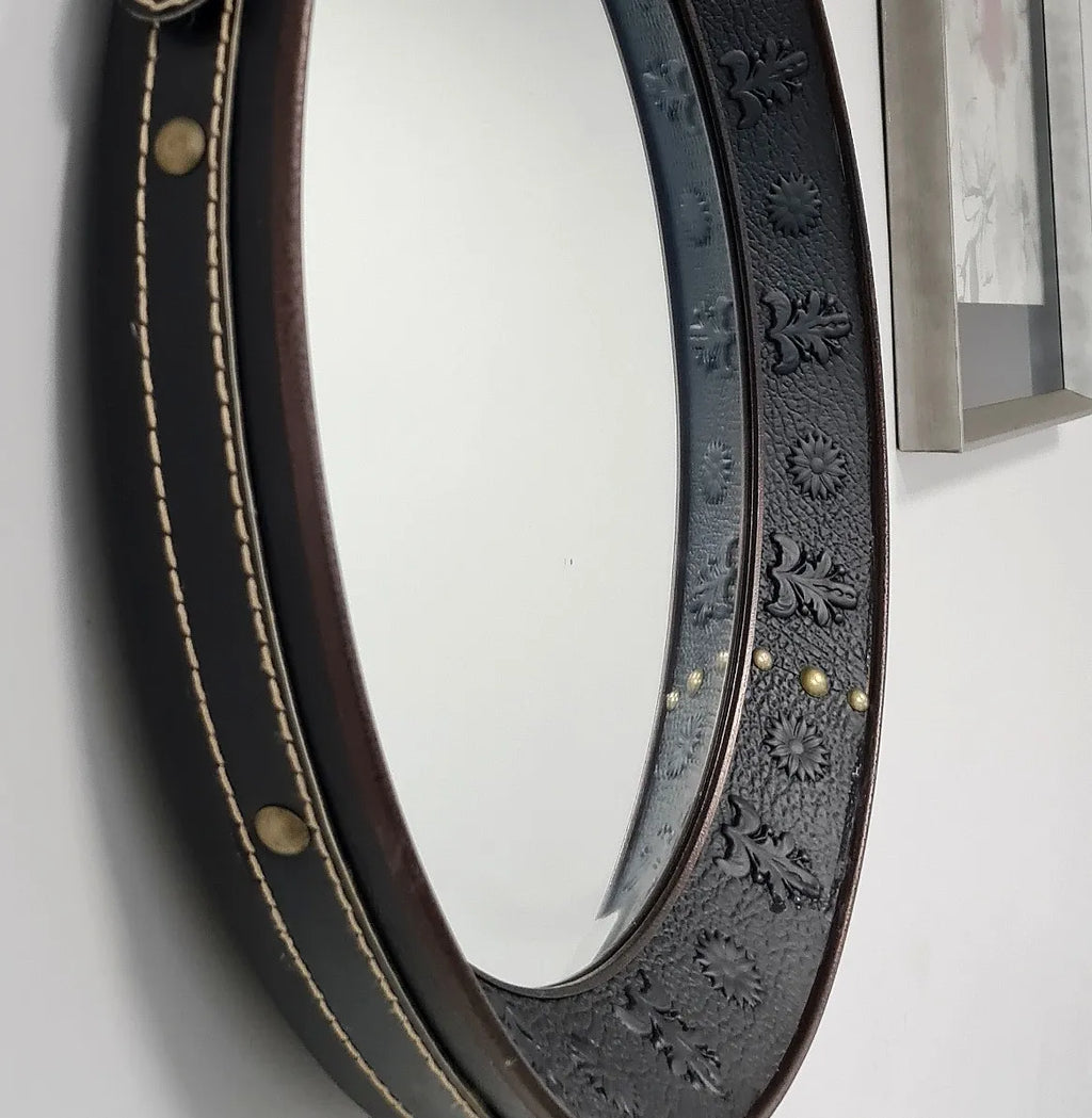 Espelho Decorativo Redondo Estilo Adnet com Alça em Couro Legítimo Preto – 57 cm
