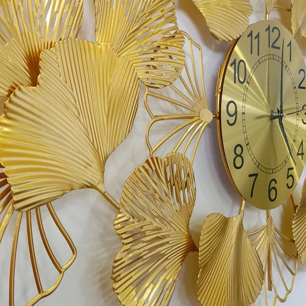 Relógio de Parede 3D em Metal com Folhas – Design Europeu 90x46 Dourado (Silencioso)