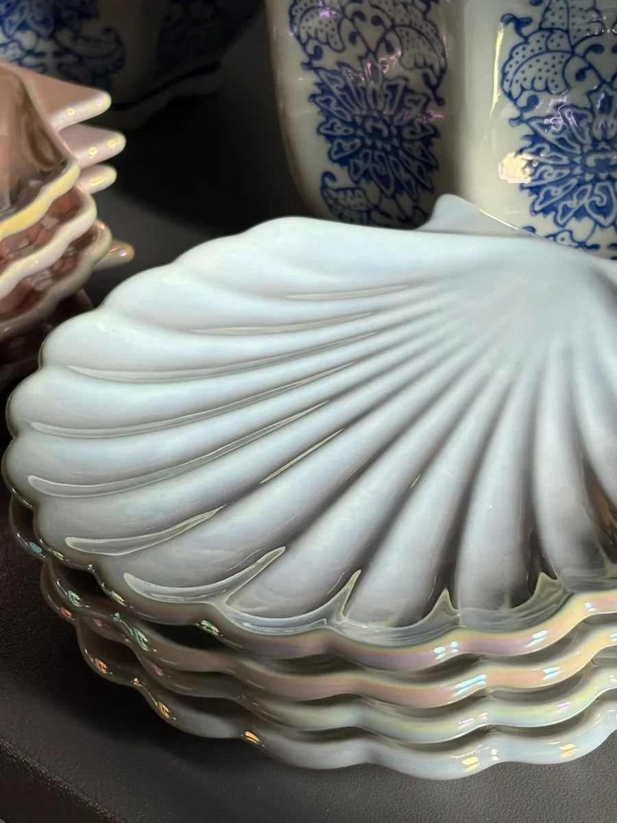 Bandeja Decorativa Porta-Joias em Porcelana Concha Branco – Luxo para Lavabo