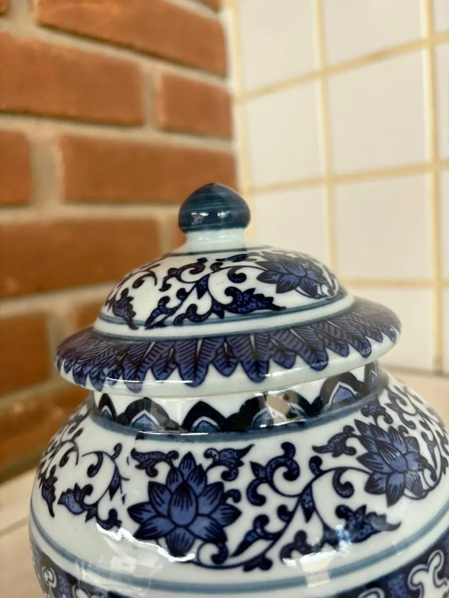 Vaso Decorativo De Porcelana Azul E Branco Luxo 20x14