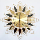 Relógio de Parede Dourado com Folhas Espelhadas em Metal – Design Europeu 60x60 (Silencioso)