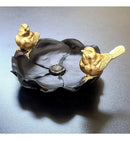 Escultura Decorativa Dourada Pássaros no Comedouro – 17 x 5 cm