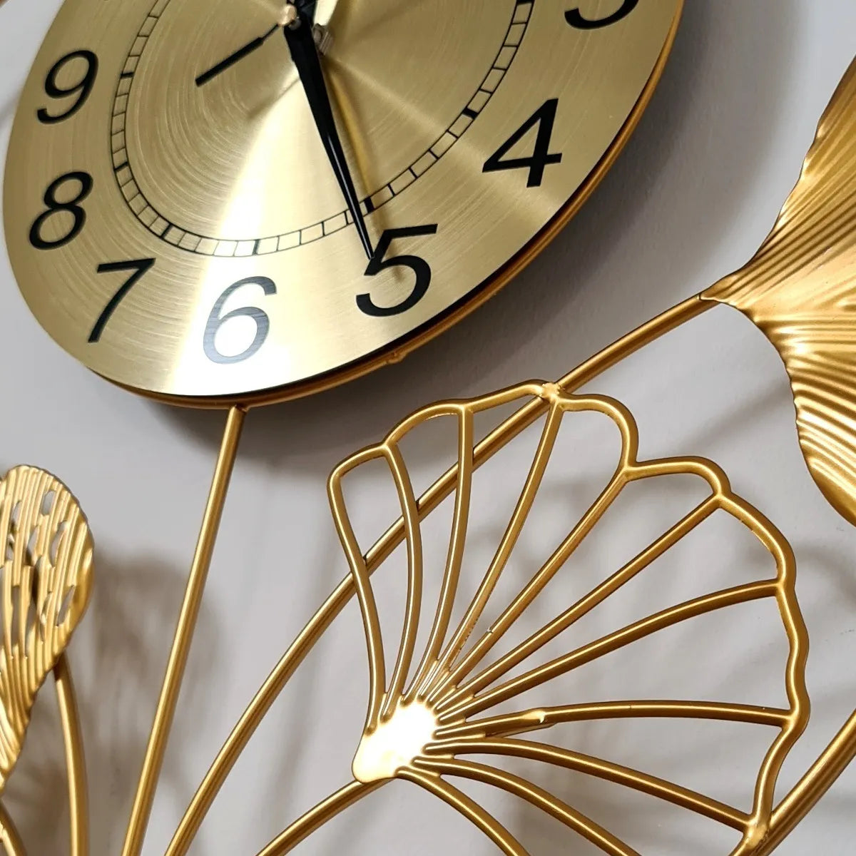 Relógio de Parede 3D Design Europeu Luxuoso em Metal 127cm – Dourado