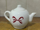 Bule de Porcelana Branco com Laço Vermelho Love 500ml 21x13x14 cm