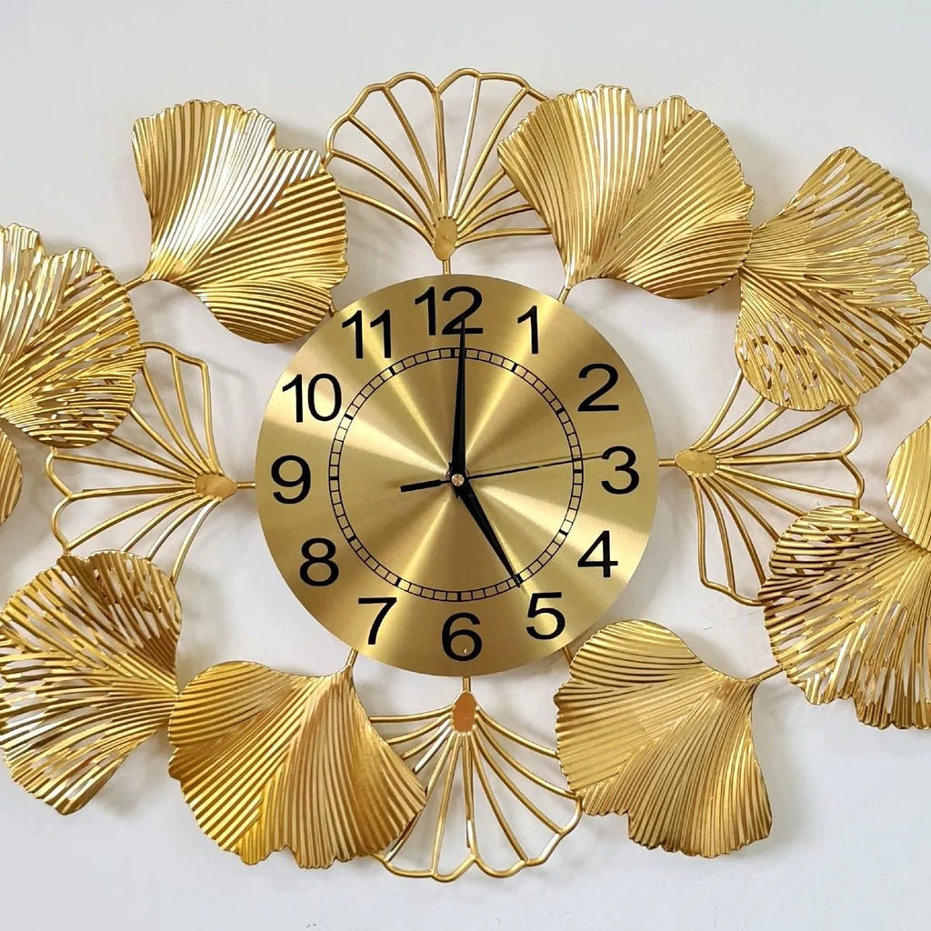 Relógio de Parede 3D em Metal com Folhas – Design Europeu 90x46 Dourado (Silencioso)