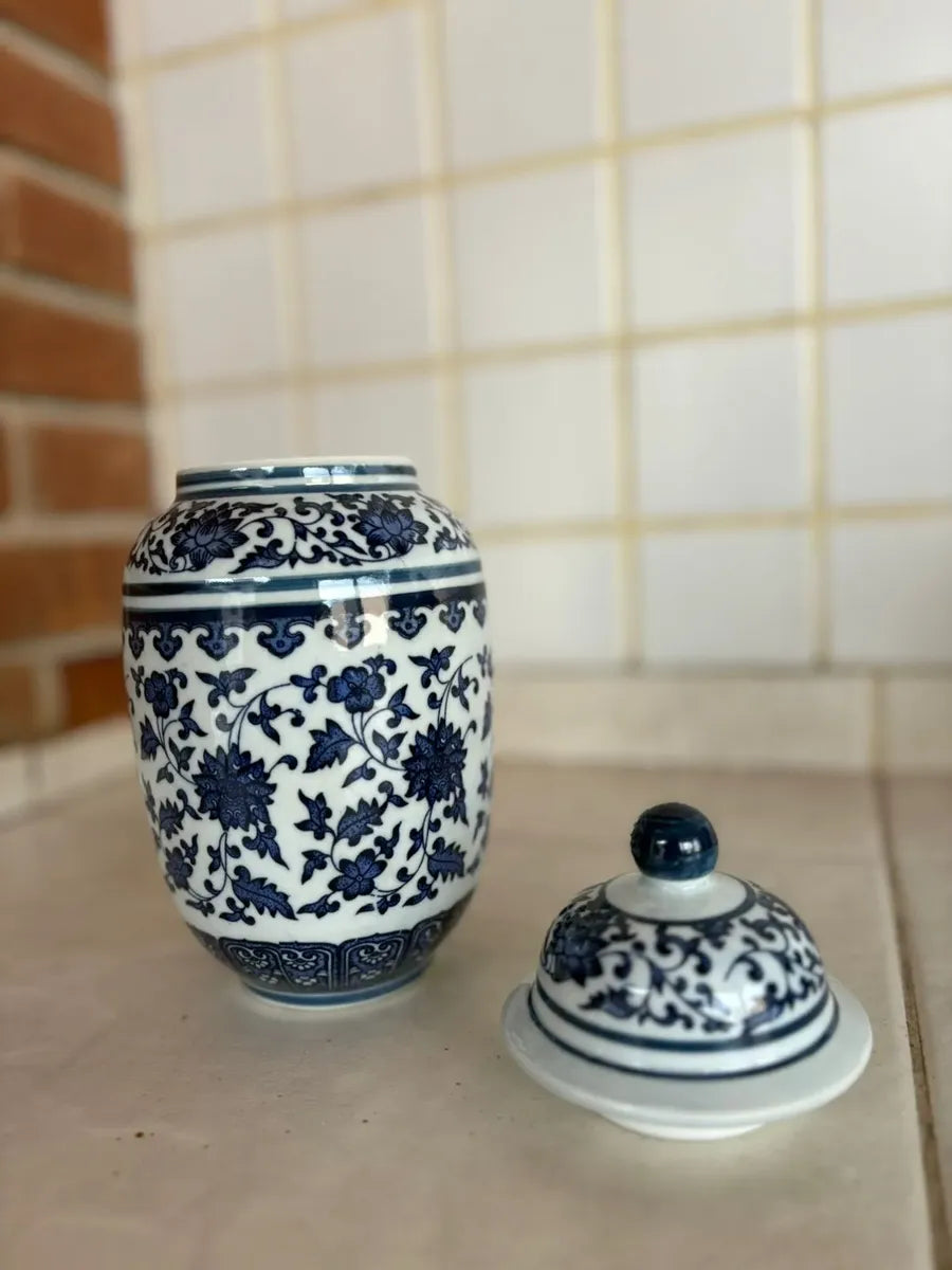 Vaso Decorativo De Porcelana Azul E Branco Luxo 20x14