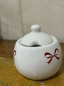 Açucareiro Porcelana Branco com Laço Vermelho Love 12x12 cm