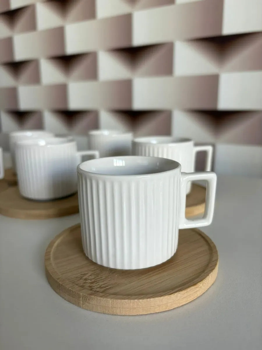 Jogo 6 Xícaras de Porcelana Listrada 150ml com Pires de Bambu Elegante