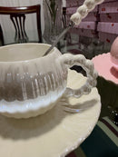 Xícara de Porcelana Perolada com Pires e Colher 250 ml