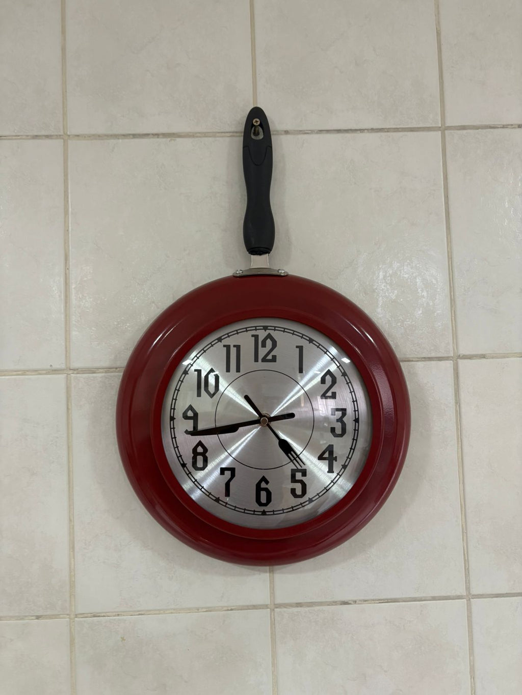 Relógio Frigideira Vermelho De Parede De Cozinha Moderno Charcoal