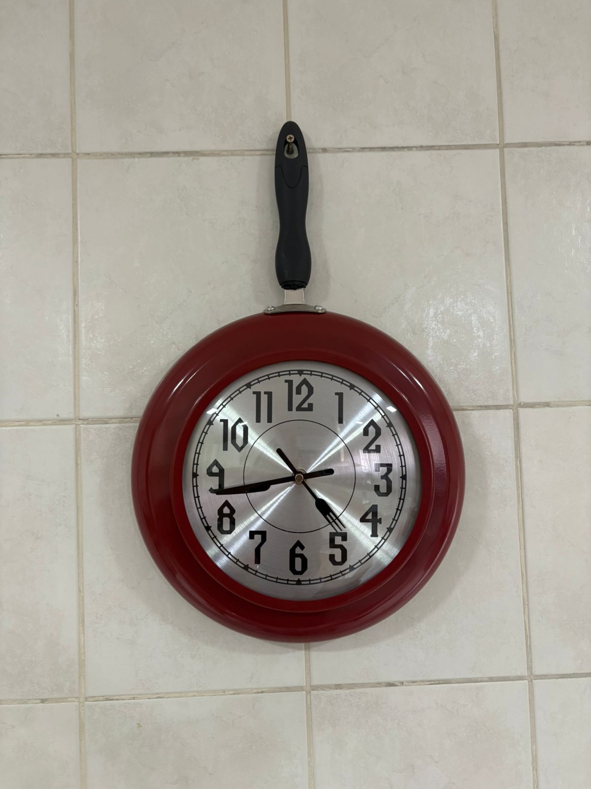 Relógio Frigideira Vermelho De Parede De Cozinha Moderno Charcoal