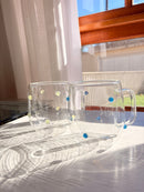 Canecas de vidro 400 ml com bolinhas azuis e amarelas